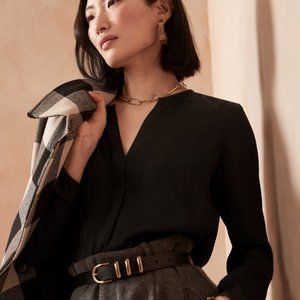 Banana Republic Essential Popover Top - Black Size XXL